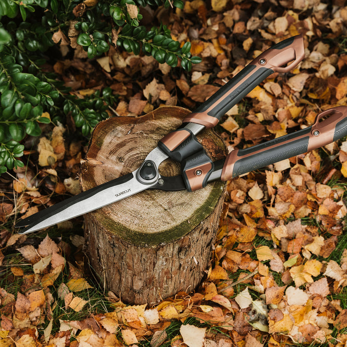 Kent & Stowe Garden Life Box Shears on tree trunk