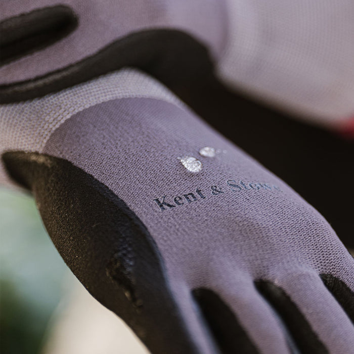 Kent & Stowe Premium Seed & Weed gloves close up of water droplets