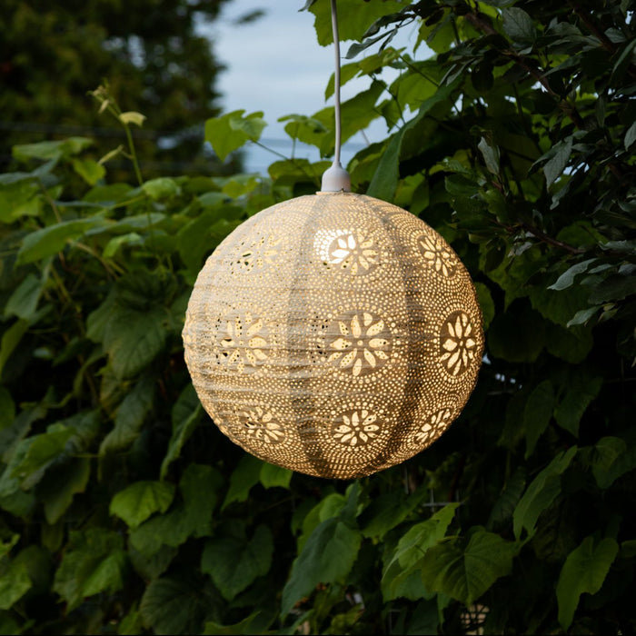 Soji Stella Nova Indoor Outdoor Tyvek Pendant Lamp in garden
